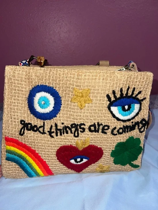 GOOD THINGS ARE COMING POSITIVITY TOP HANDLE TOTE - Picture 2 of 6